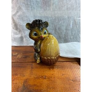 Vintage Squirrel and Acorn Salt and Pepper Shakers - Made in Japan